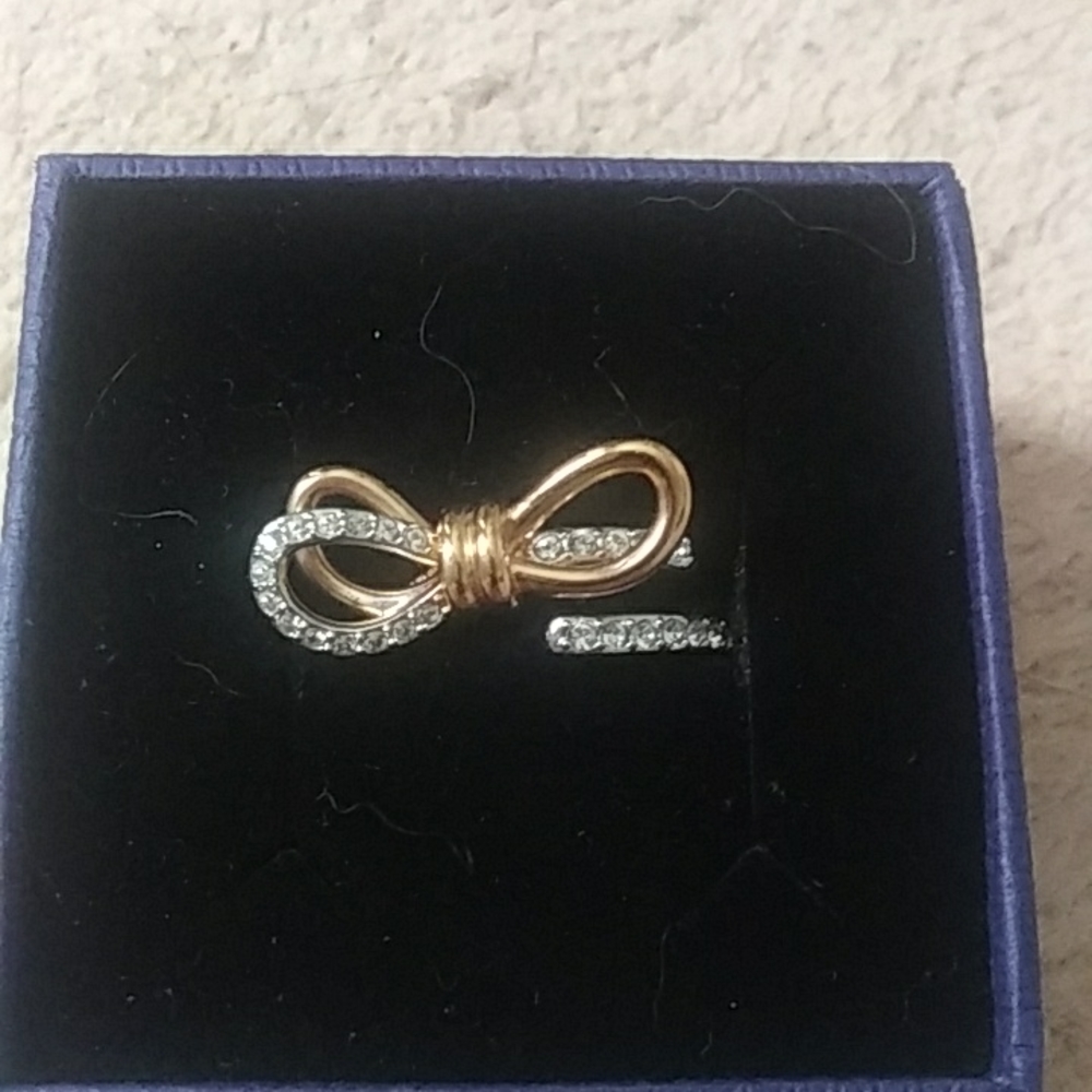 Ribbon, bow ring